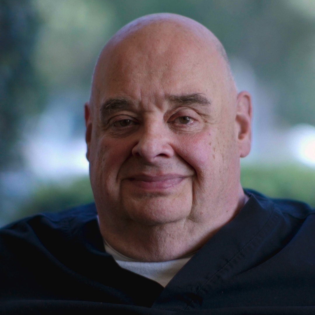 Thomas Ustler headshot